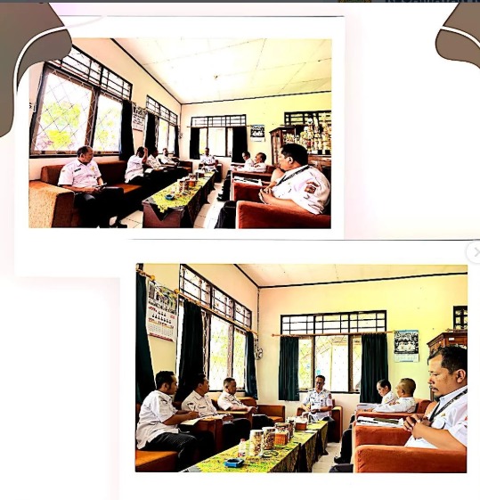 camat-kalibawang-pimpin-rapat-evaluasi-capaian-kinerja-triwulan-i-tahun-2026